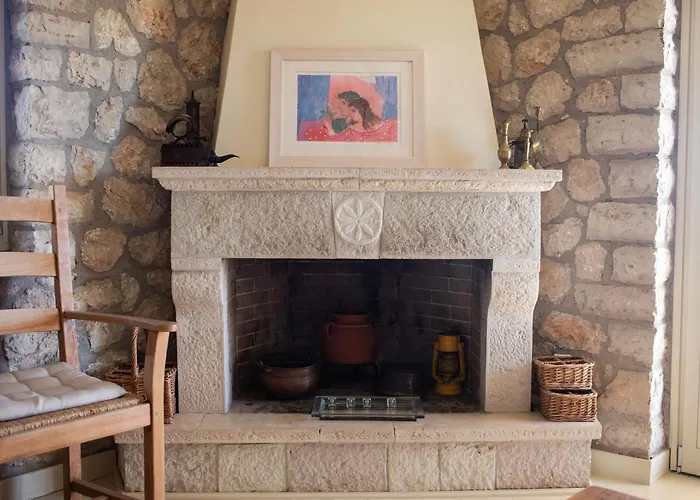 Urania Luxury Geofos Villa Pondi