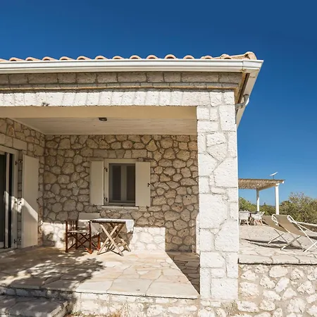 Вилла Urania Luxury Geofos *