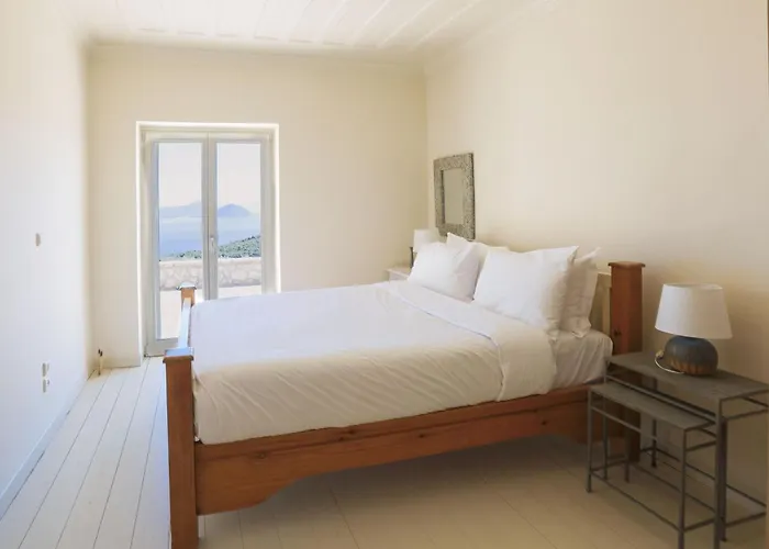 Villa Urania Luxury Geofos
